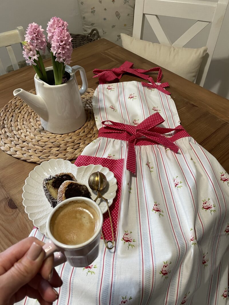 Dámská zástěra „Rozárka“